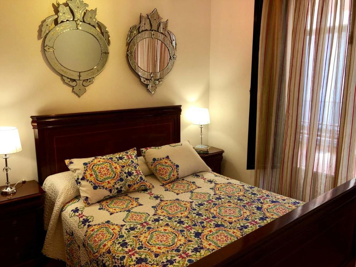 Apartamento Calle Cuna Sevilla Kültér fotó